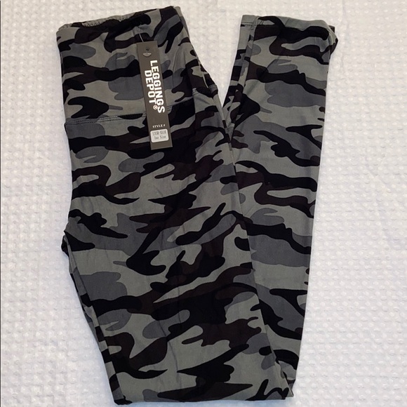 NEW! High Rise Legging Black Gray Camouflage - Picture 2 of 9